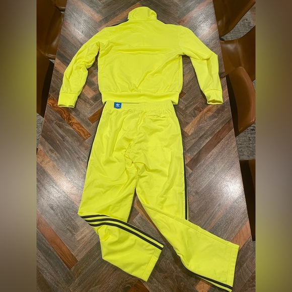 Adidas x Bored Ape Yacht Club "Into the Metaverse" tracksuit in neon yellow. - Picture 3 of 13